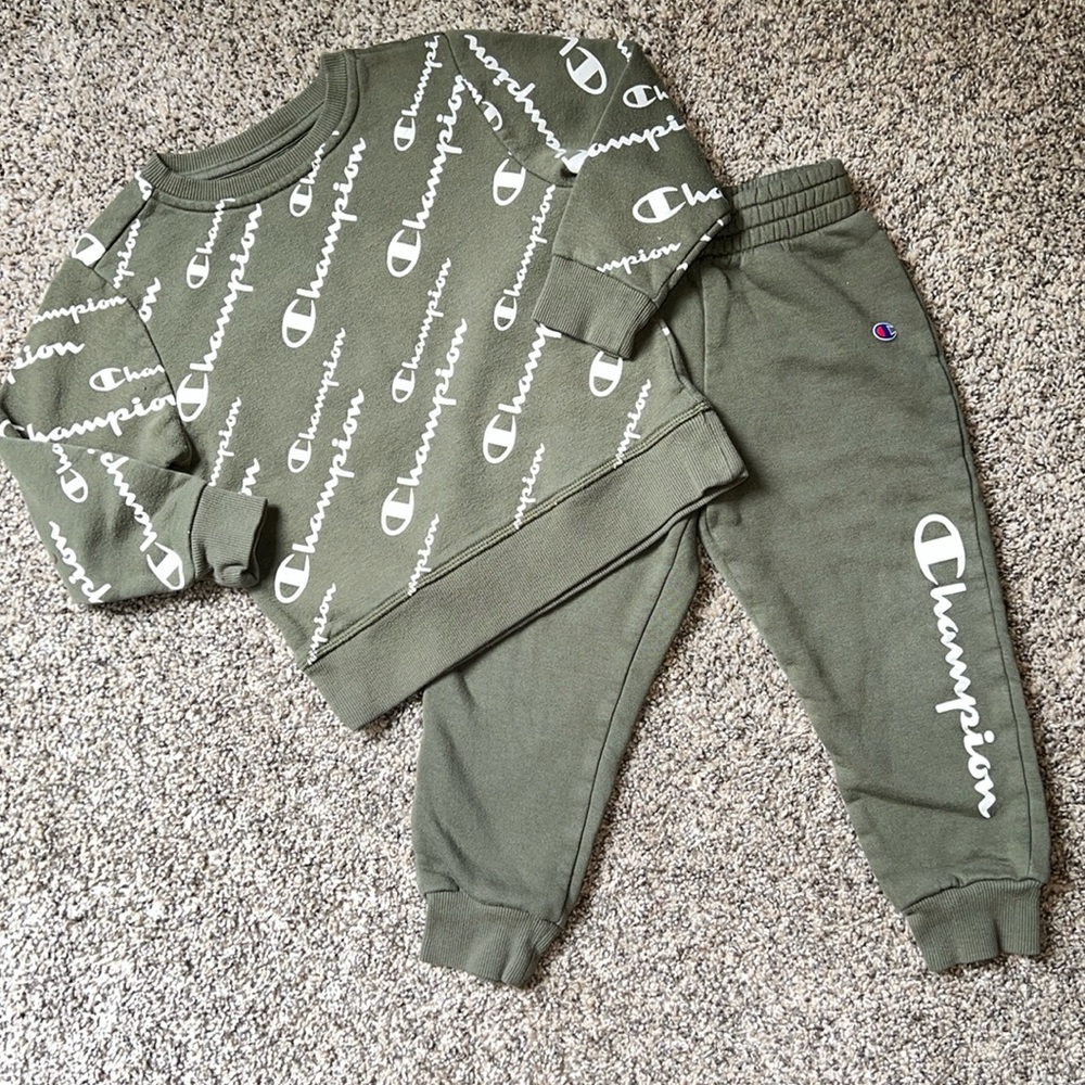 Champion Kids Green Sweatshirt